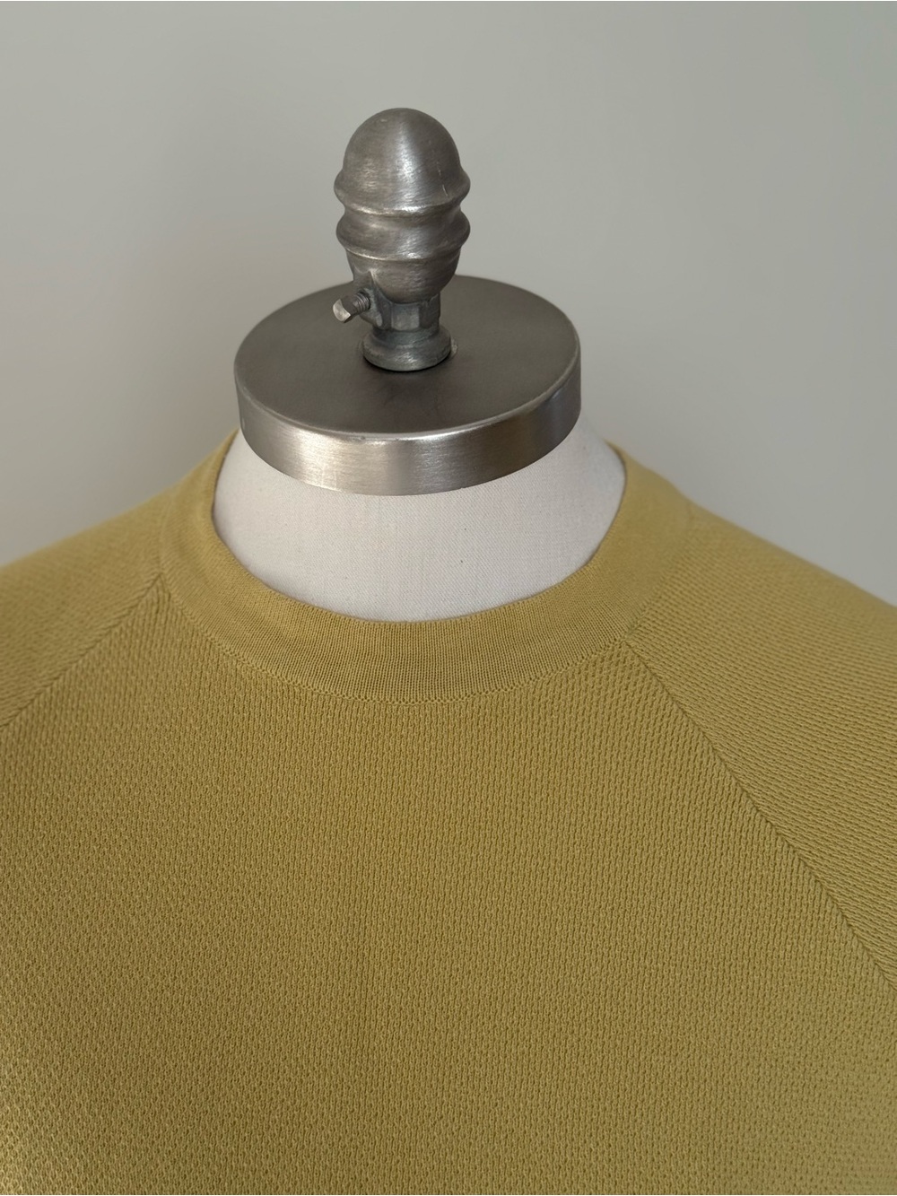Zara Olive-Mustard Short Sleeve Knit Tee - Picture 3 of 9